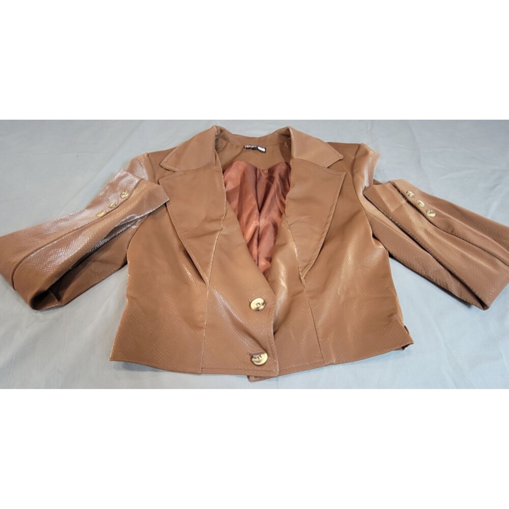 Fashion Nova Women’s Brown Snakeskin Faux Leather Cropped Blazer Jacket Size M - Picture 4 of 12